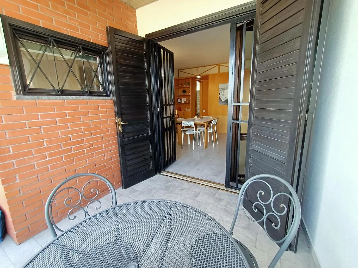 Venusilia Apartment - Free Parking Aci Castello Italia