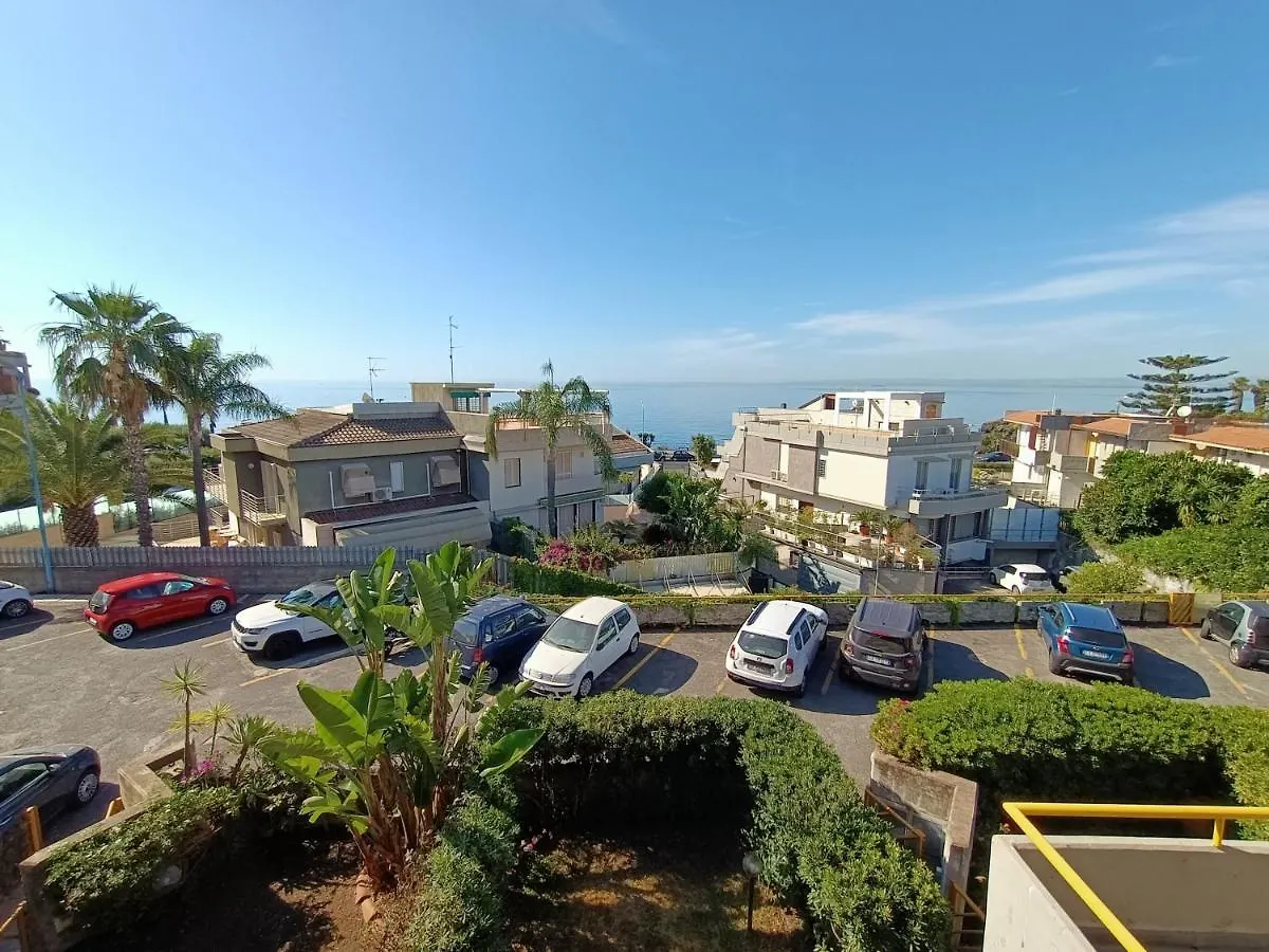 Venusilia Apartment - Free Parking Aci Castello