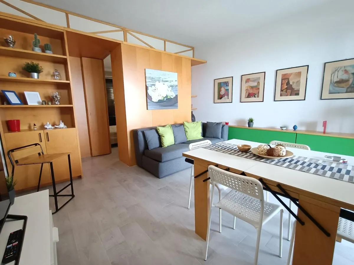 Venusilia Apartment - Free Parking Aci Castello
