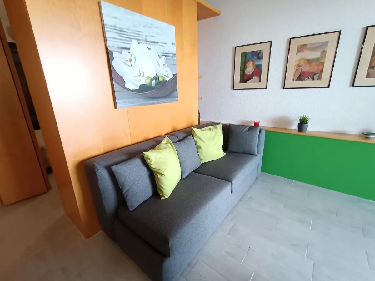 Venusilia Apartment - Free Parking Aci Castello
