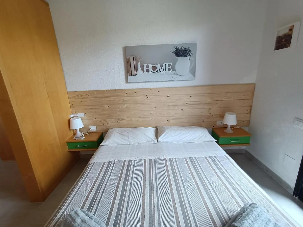 Venusilia Apartment - Free Parking Aci Castello